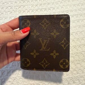 Men's LV monogram wallet